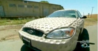 mythbusters-add-dimples-to-ford-taurus-to-test-fuel-efficiency-theory_100231535_s.jpg
