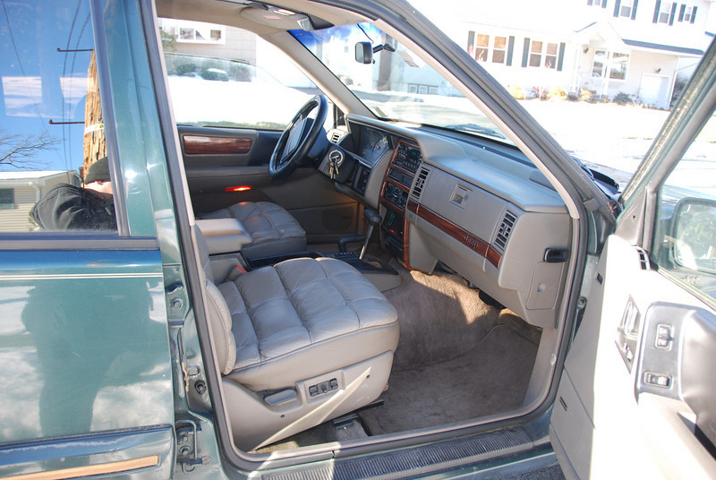 462370024_6yHQ7-L.jpg