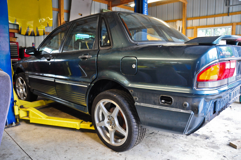 597004840_R5dVv-L.jpg